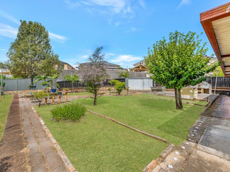 8 Cowe Close, Bonnyrigg Heights NSW 2177