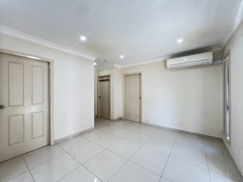 16a Sutherland St, Canley Heights NSW 2166