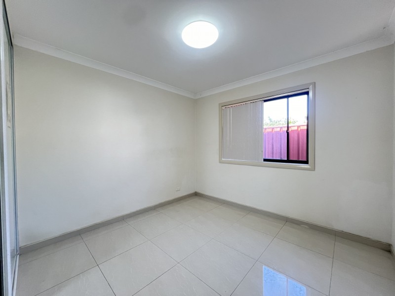 16a Sutherland St, Canley Heights NSW 2166