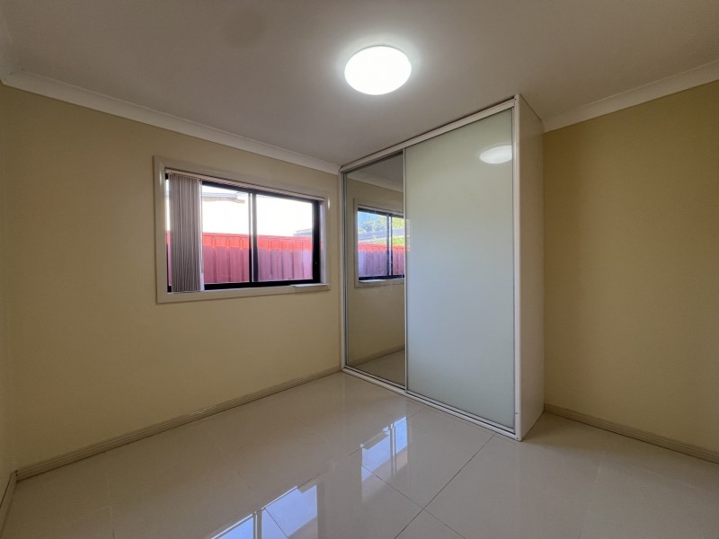 16a Sutherland St, Canley Heights NSW 2166