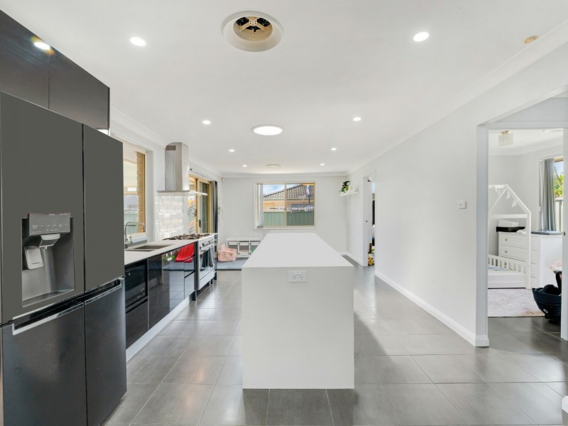 12 Binnaway Avenue, Hoxton Park NSW 2171