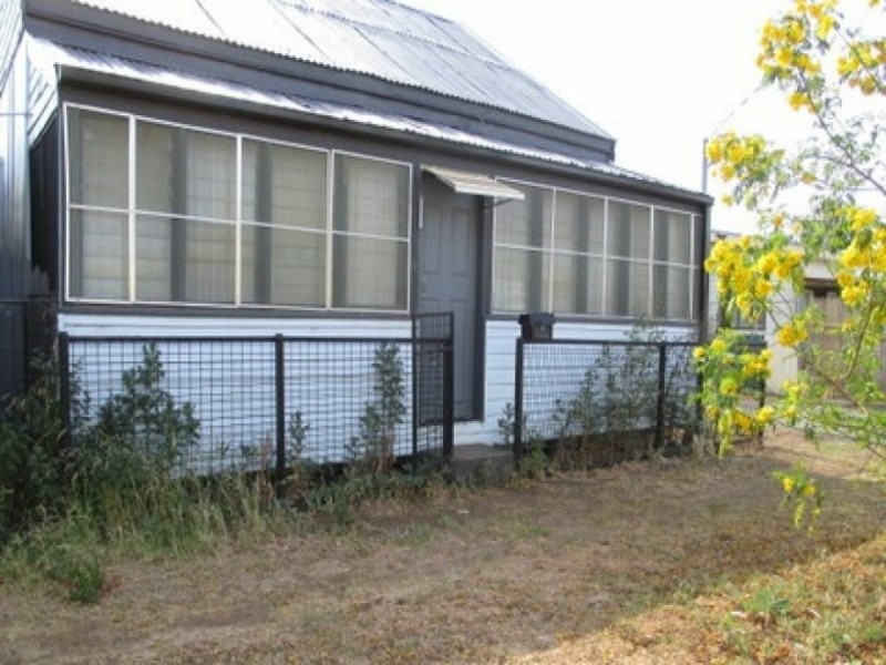 17 Namoi Street, Coonamble NSW 2829