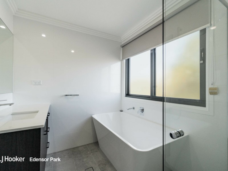 65A St Kilda Road, St Johns Park NSW 2176