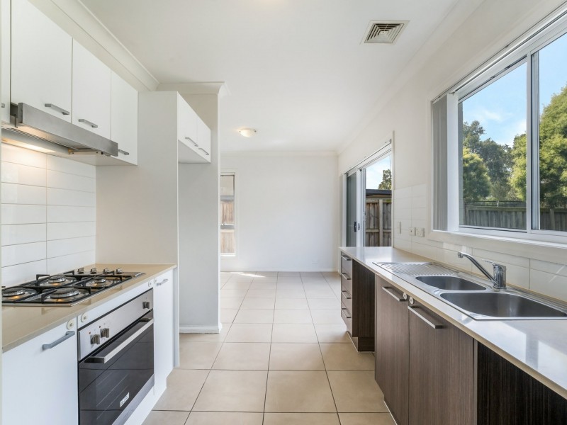 131 Hemsworth Avenue, Middleton Grange NSW 2171