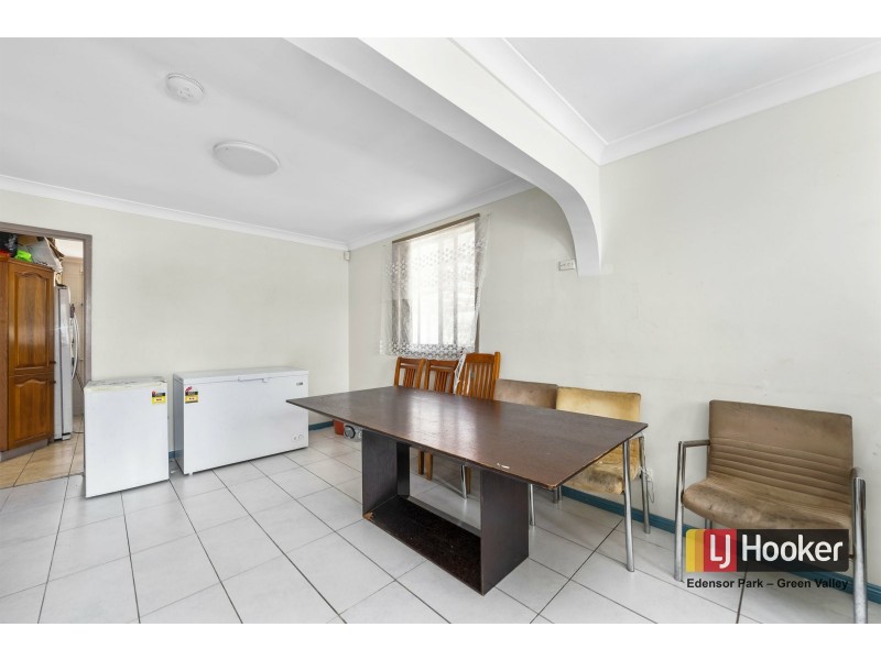 83 Cartwright Avenue, Busby NSW 2168