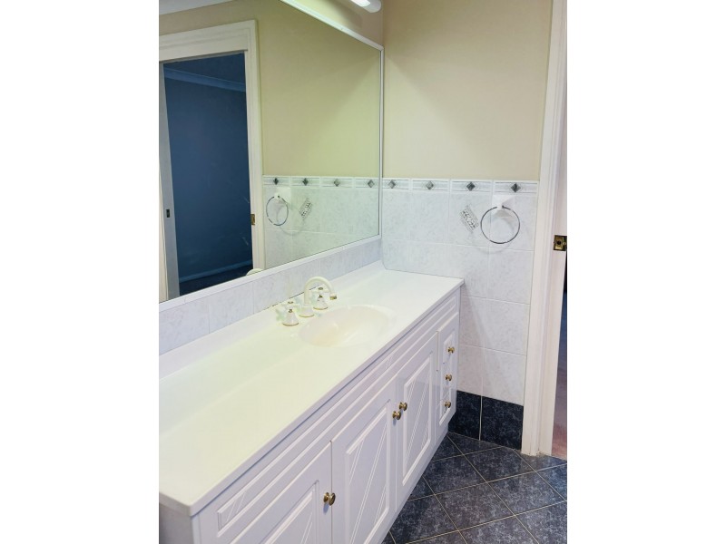 7A Kapovic Street, Edensor Park NSW 2176