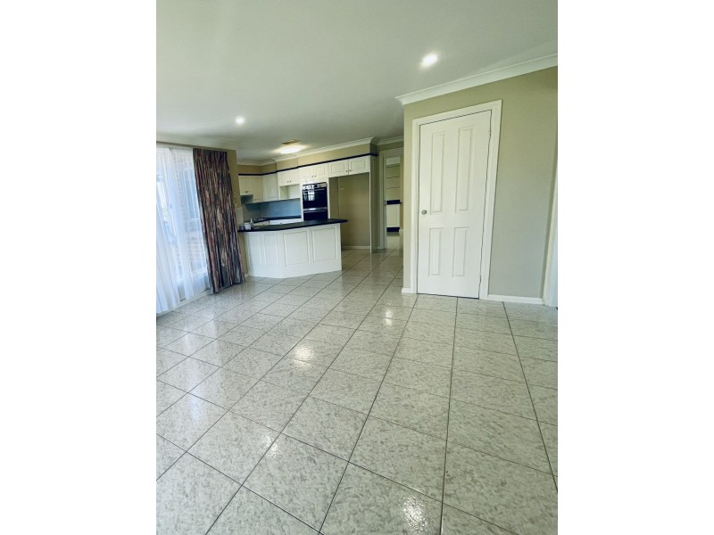 7A Kapovic Street, Edensor Park NSW 2176