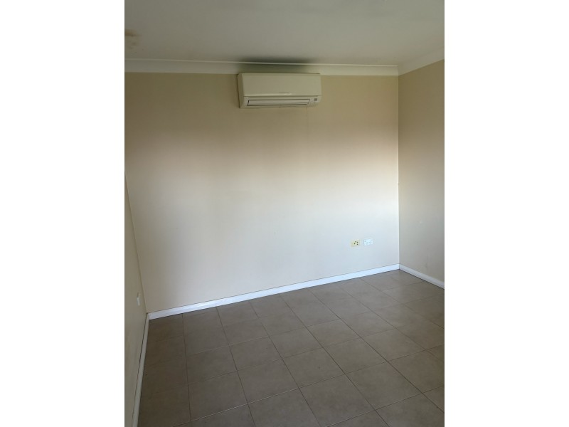 5A Cardigan Road, Greenacre NSW 2190