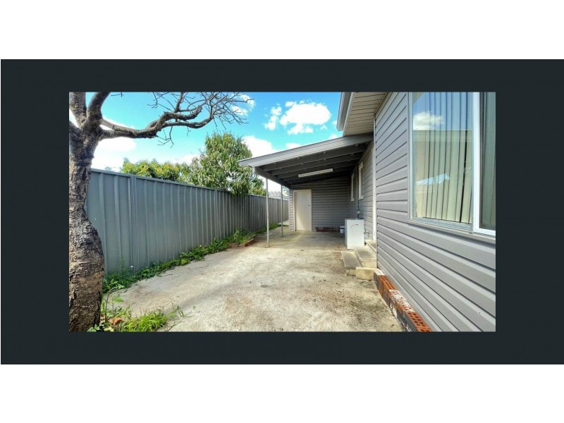 4 Dan Crescent, Lansvale NSW 2166