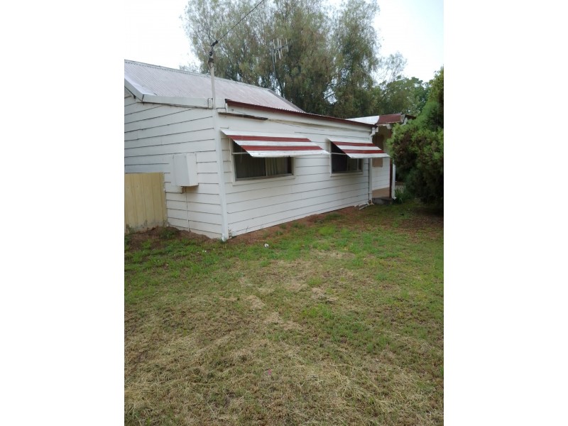 27 Wingadee Street, Coonamble NSW 2829