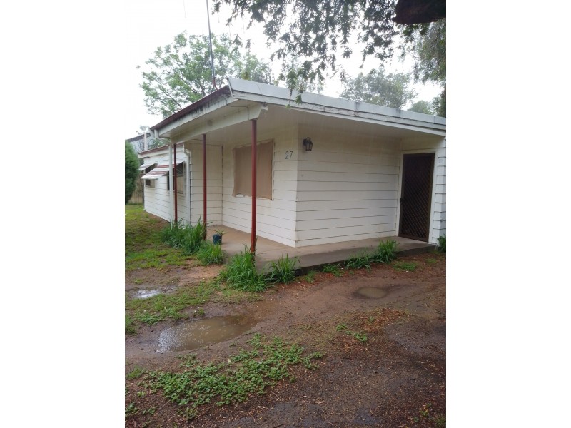 27 Wingadee Street, Coonamble NSW 2829