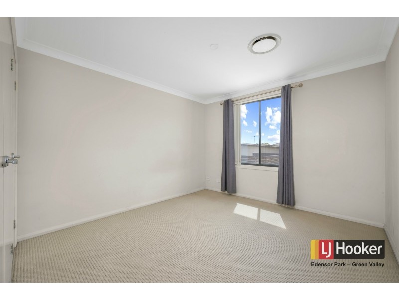 26 Onslow Gardens, Middleton Grange NSW 2171