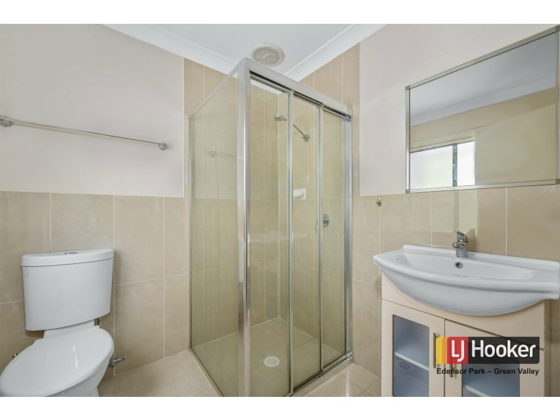 26 Onslow Gardens, Middleton Grange NSW 2171