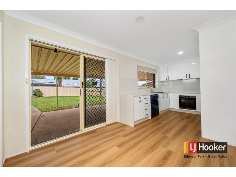 6 Bulbul Avenue, Green Valley NSW 2168