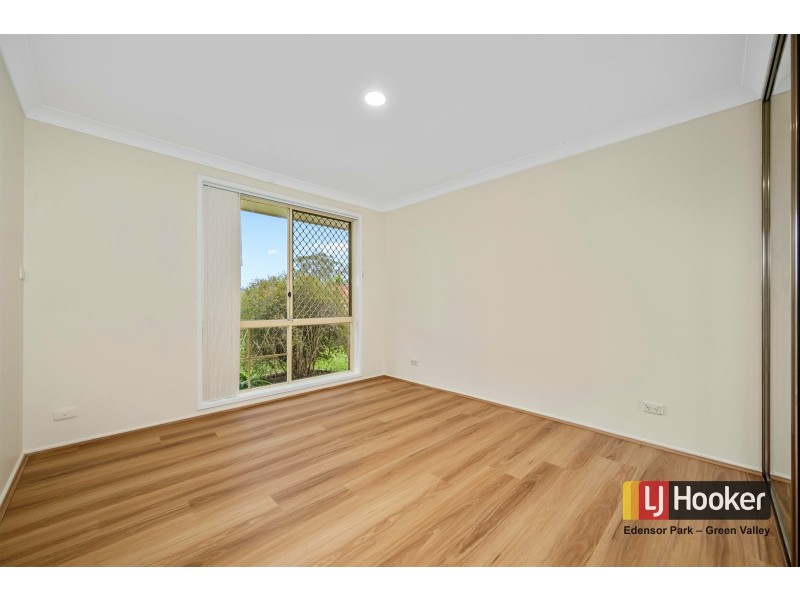 6 Bulbul Avenue, Green Valley NSW 2168