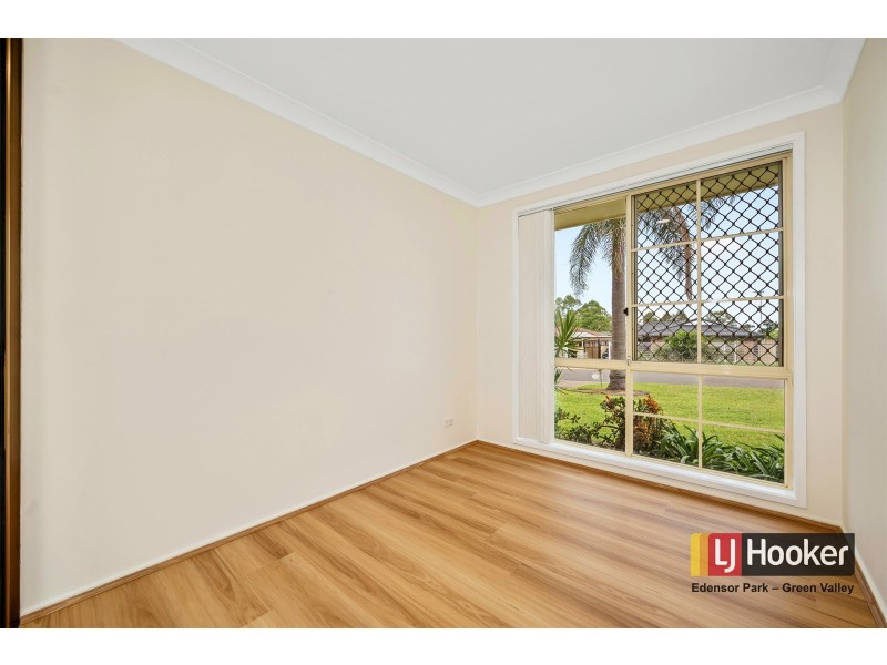 6 Bulbul Avenue, Green Valley NSW 2168