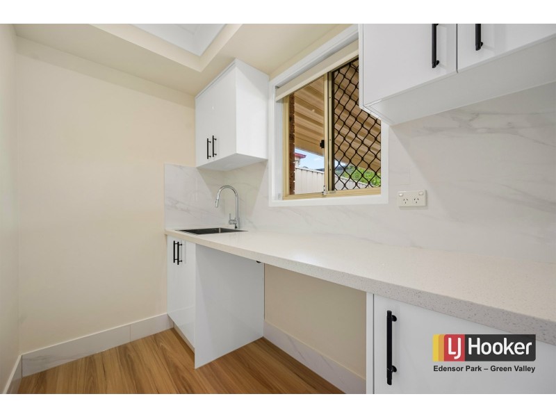 6 Bulbul Avenue, Green Valley NSW 2168