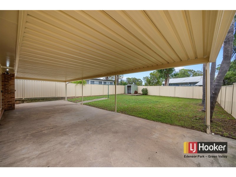 6 Bulbul Avenue, Green Valley NSW 2168