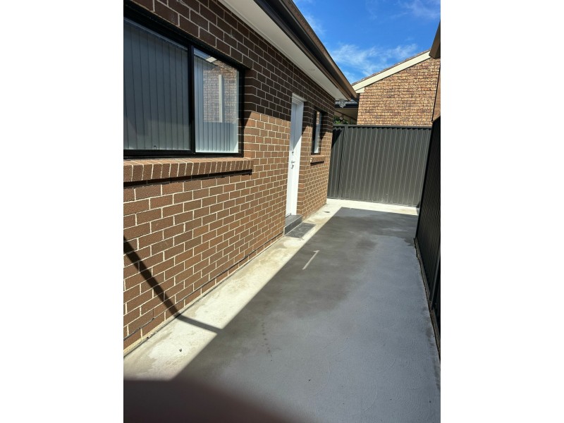 32A Firth Avenue, Green Valley NSW 2168