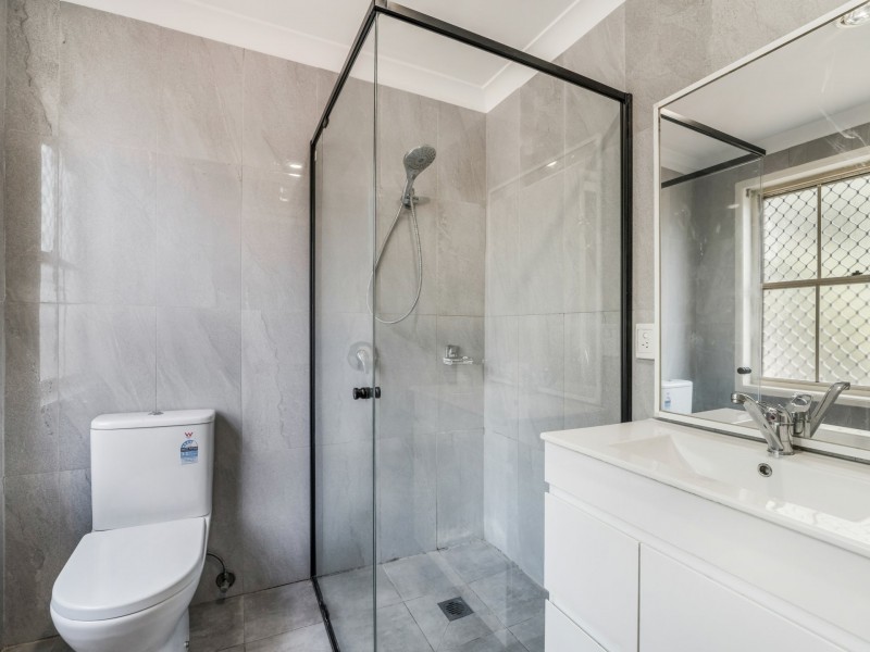 101 Pine Road, Casula NSW 2170