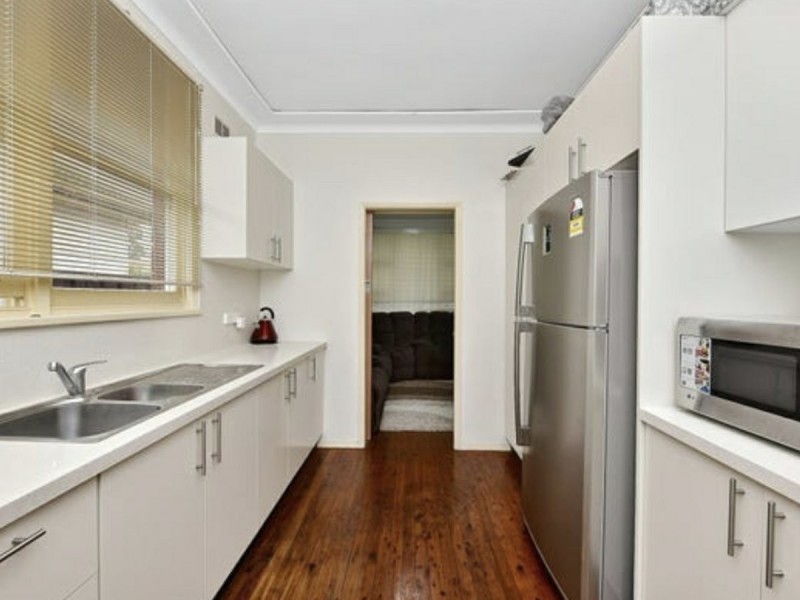 17 Arcadia Road, Chester Hill NSW 2162