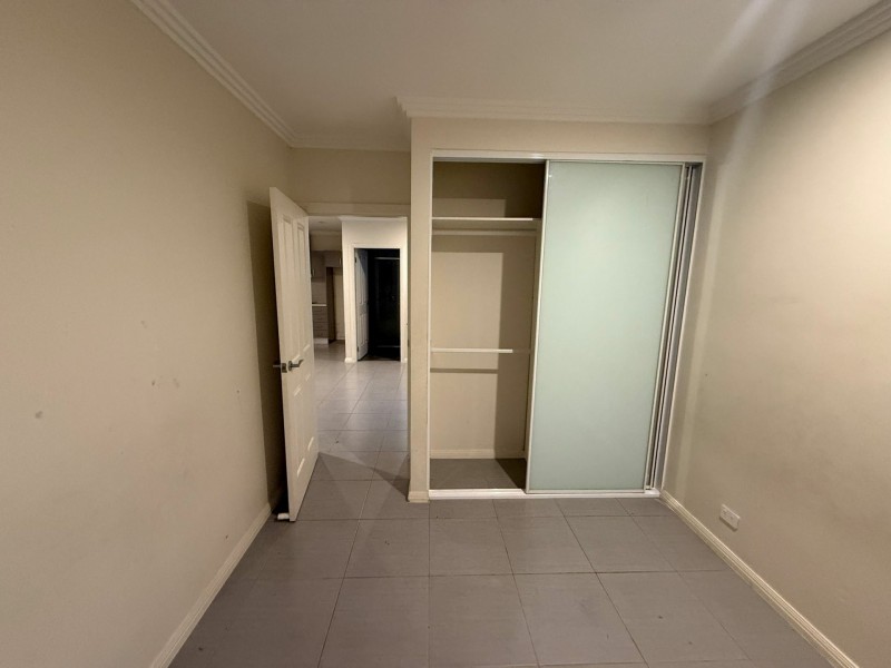 5B Salisbury Street, Canley Heights NSW 2166