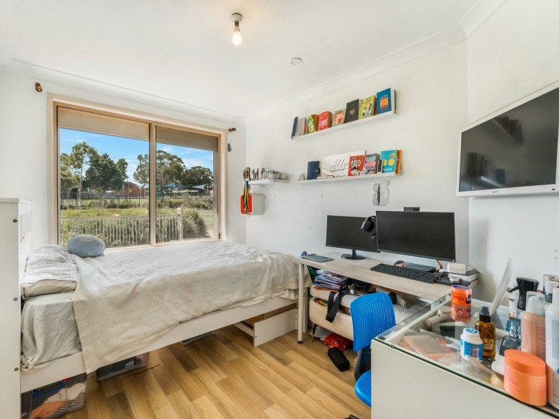 24 Heywood Close, Hinchinbrook NSW 2168