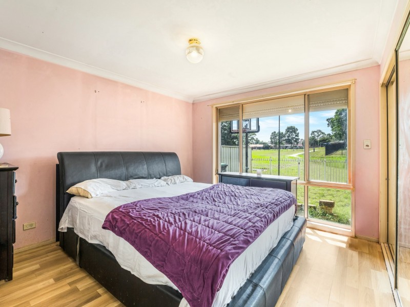 24 Heywood Close, Hinchinbrook NSW 2168