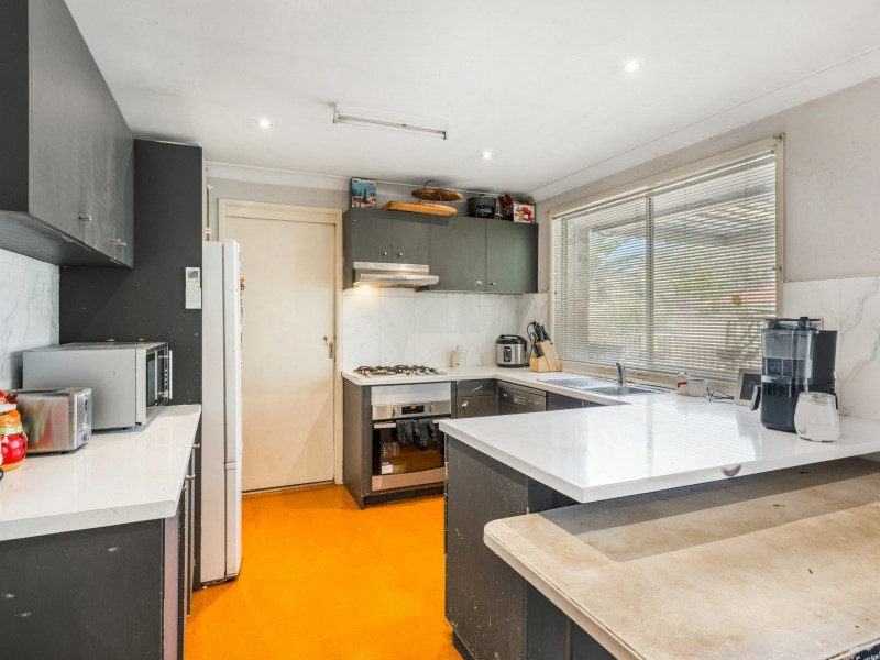 24 Heywood Close, Hinchinbrook NSW 2168