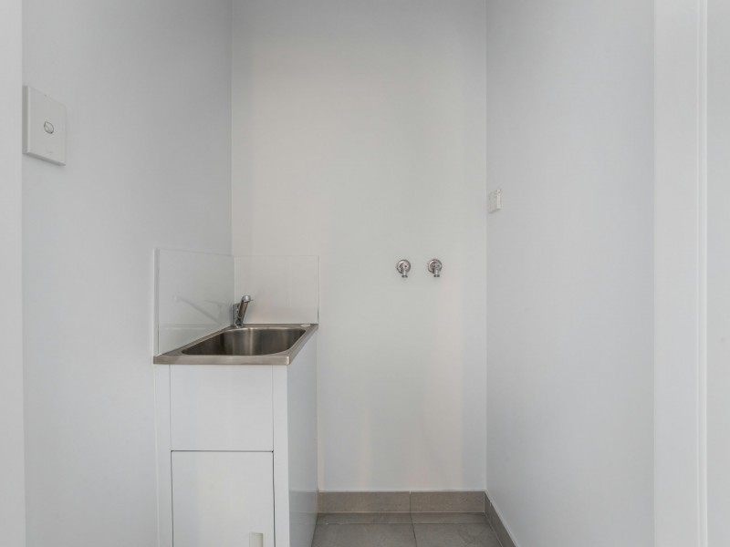 1 Siandra Avenue, Fairfield NSW 2165