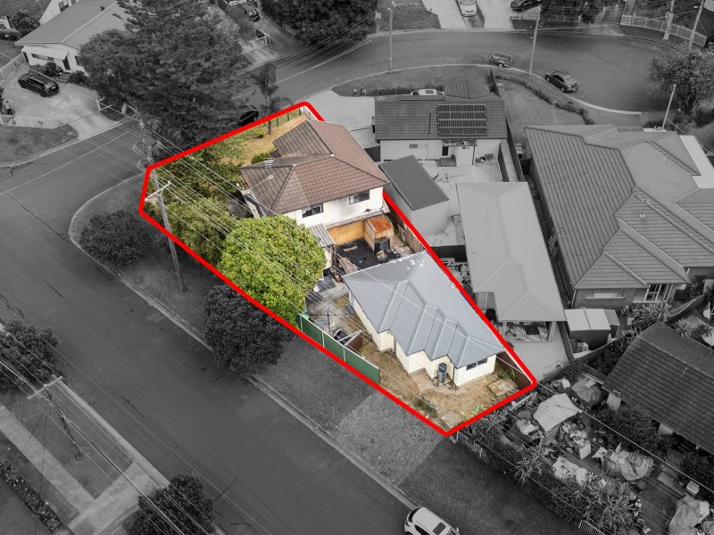 1 Siandra Avenue, Fairfield NSW 2165