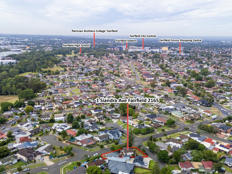1 Siandra Avenue, Fairfield NSW 2165