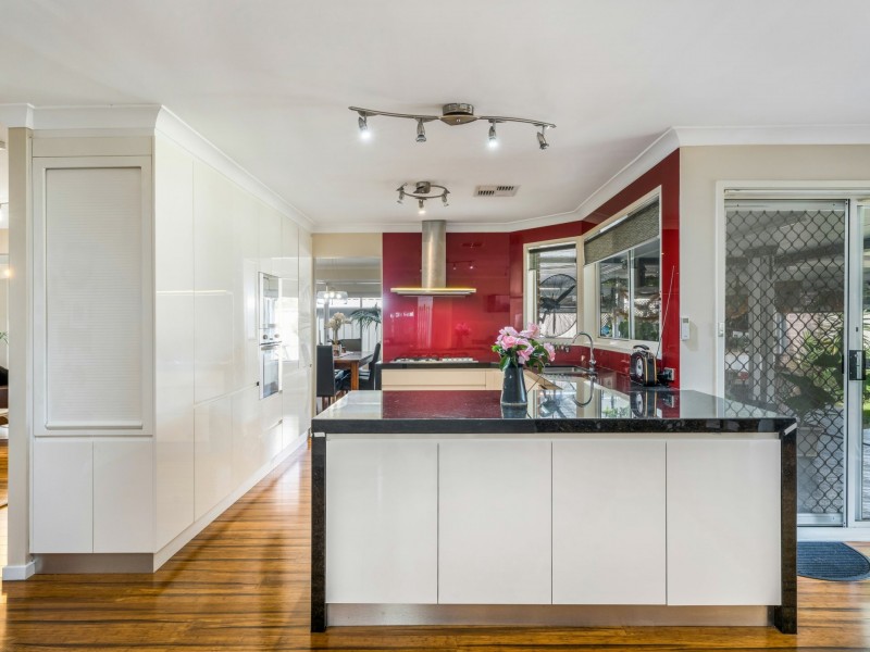 3 Dunk Close, Green Valley NSW 2168