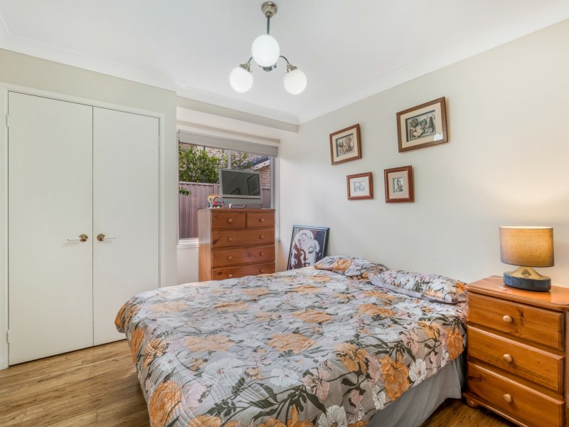 3 Dunk Close, Green Valley NSW 2168