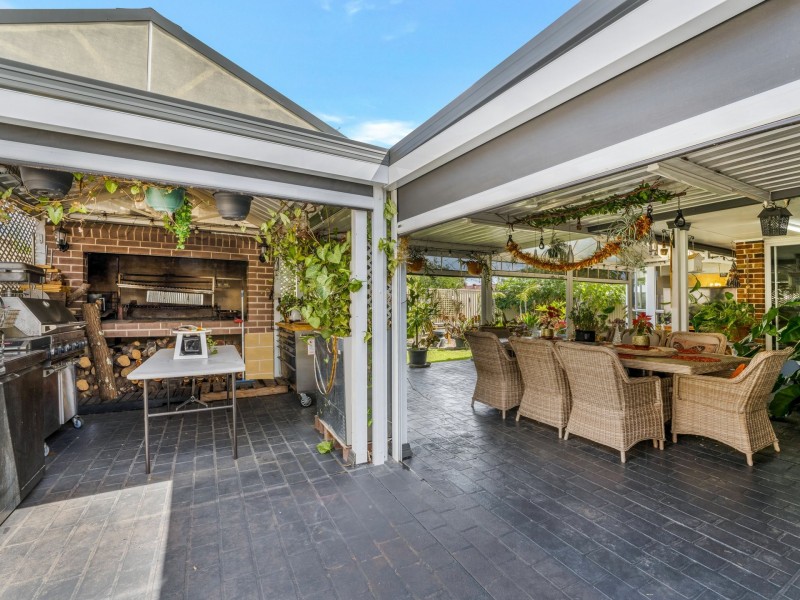 3 Dunk Close, Green Valley NSW 2168