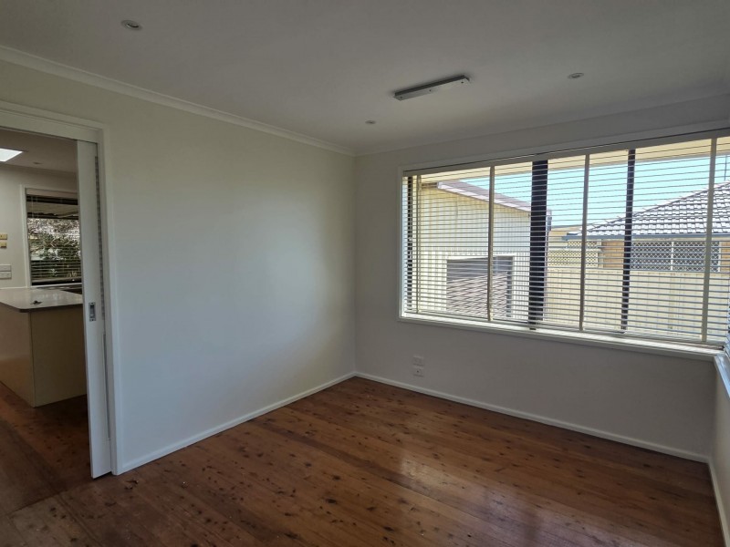 1 Macintyre Crescent, Ruse NSW 2560