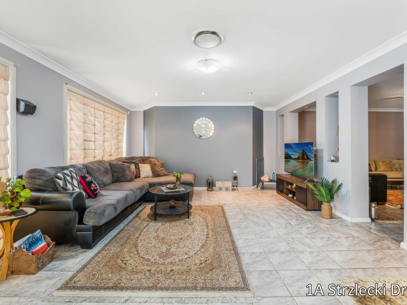 1 Strzlecki Drive, Horningsea Park NSW 2171