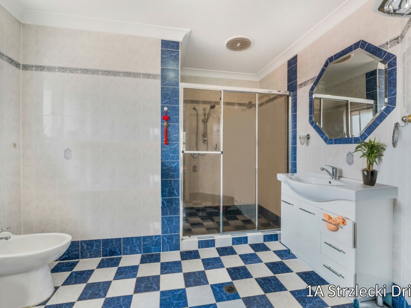1 Strzlecki Drive, Horningsea Park NSW 2171