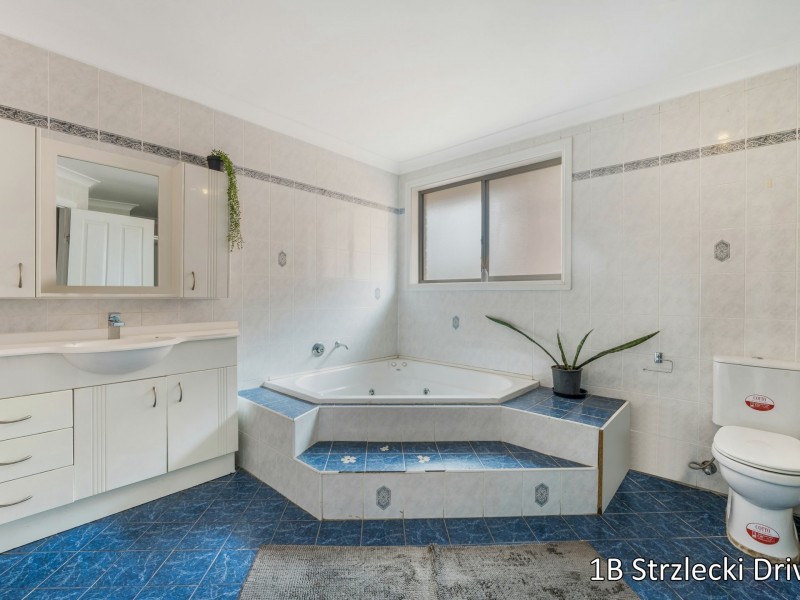 1 Strzlecki Drive, Horningsea Park NSW 2171