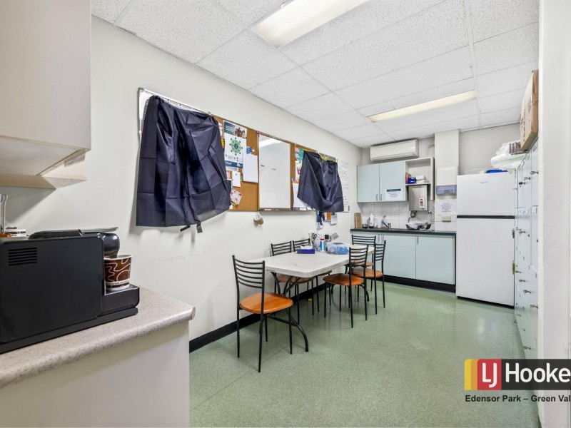 4 17 Moore Street, Liverpool NSW 2170