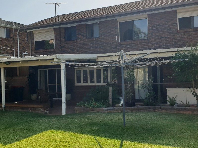 10 Cuthbert Street, Edensor Park NSW 2176