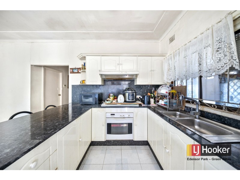 6 Wilco Avenue, Cabramatta West NSW 2166