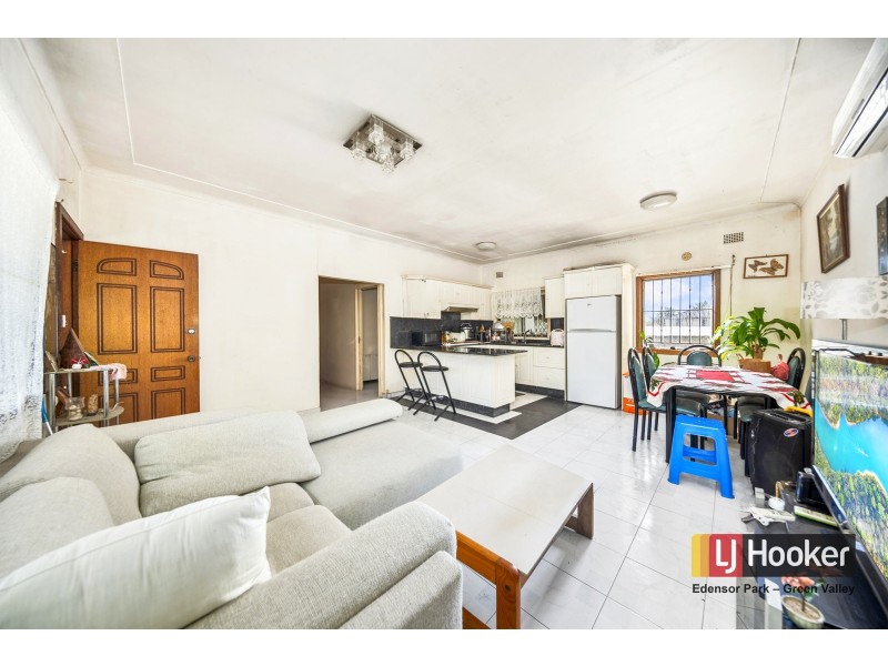 6 Wilco Avenue, Cabramatta West NSW 2166