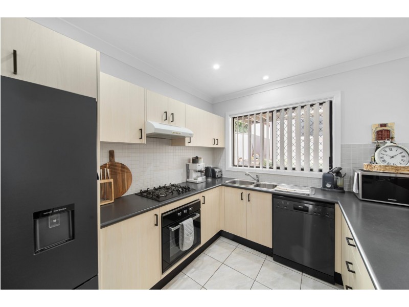 24 Wingate Avenue, West Hoxton NSW 2171