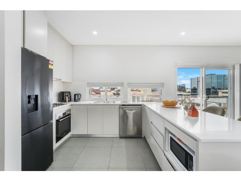 13/67 Bathurst Street, Liverpool NSW 2170