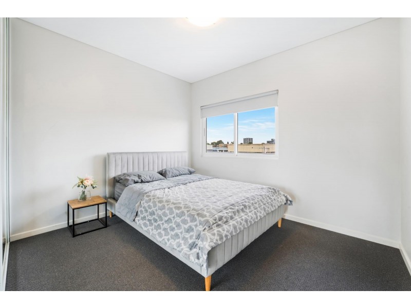 13/67 Bathurst Street, Liverpool NSW 2170