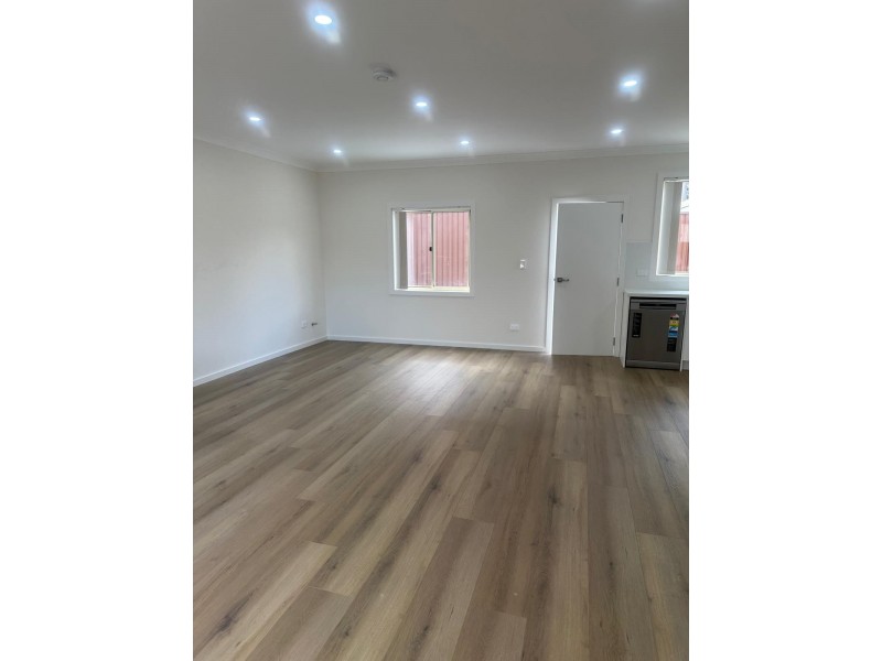 6A Hoskins Avenue, Bankstown NSW 2200