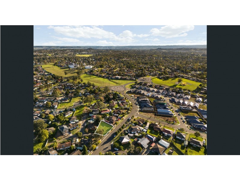 1 Lacocke Way, Airds NSW 2560