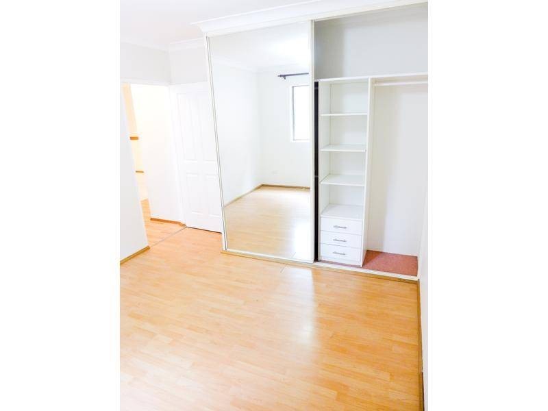 2/35-37 Sheffield Street, Merrylands NSW 2160