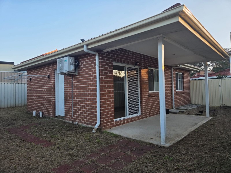 31a Lorikeet Crescent, Green Valley NSW 2168